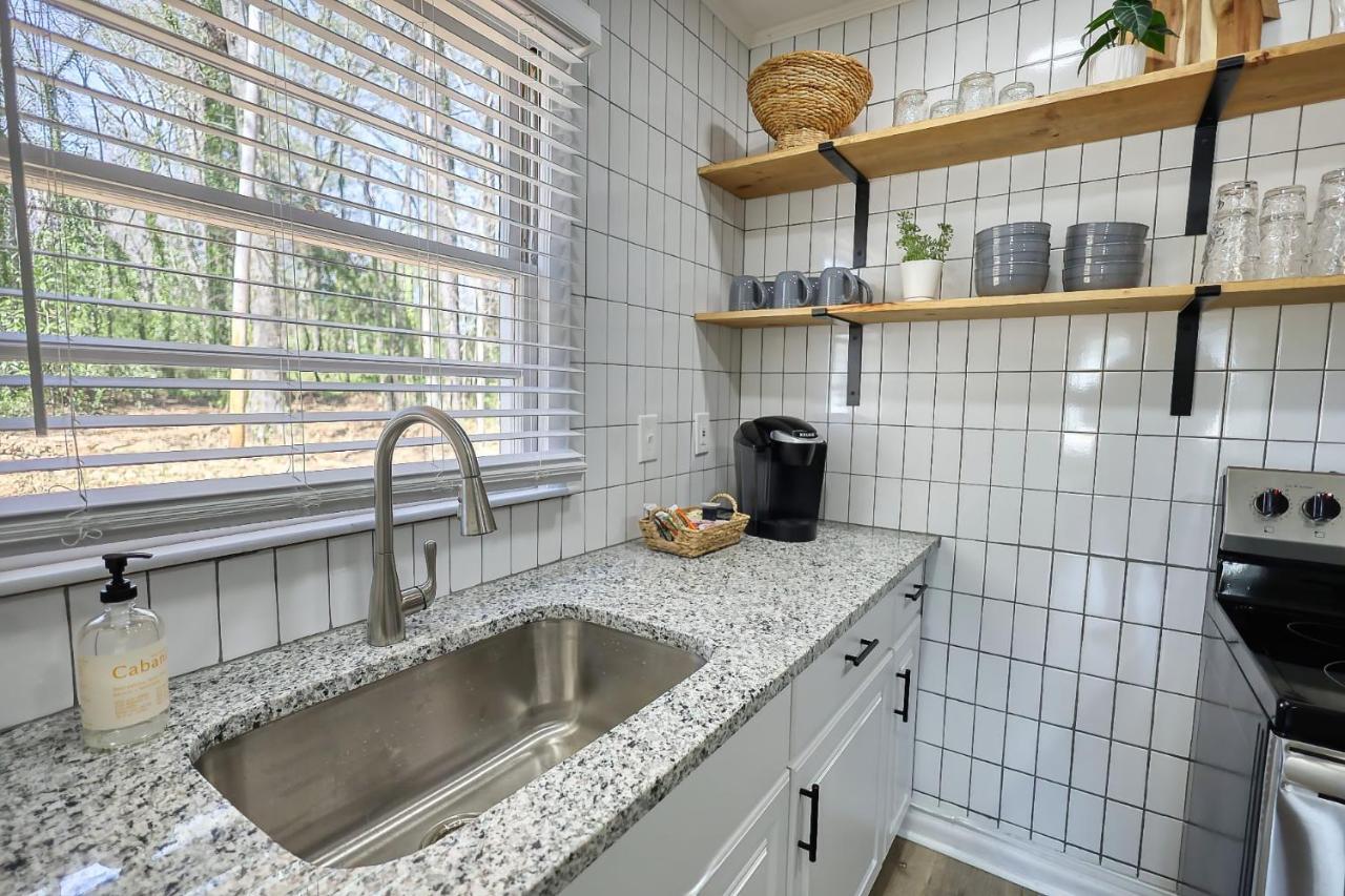 Coastal Cottage 1/2 Mile From Covington Square Экстерьер фото