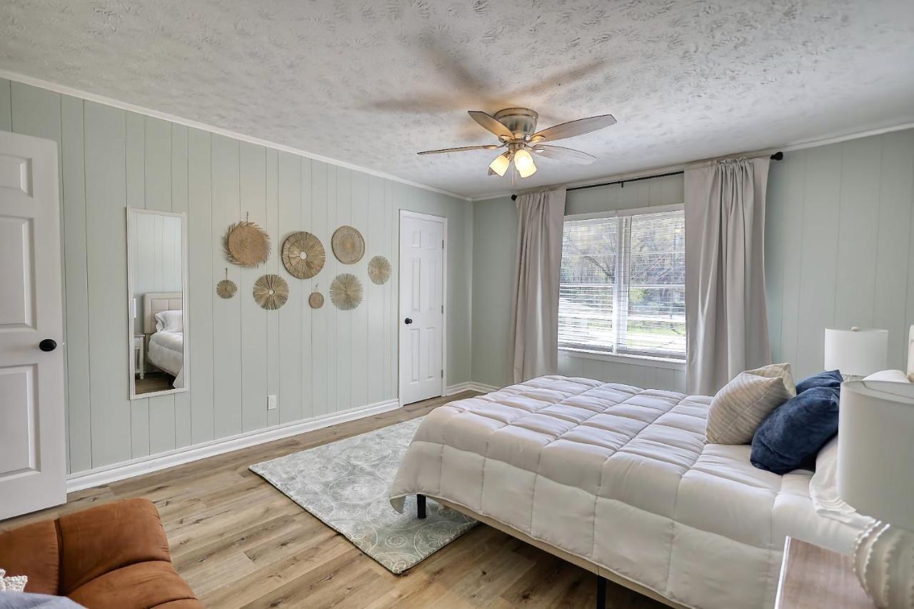 Coastal Cottage 1/2 Mile From Covington Square Экстерьер фото