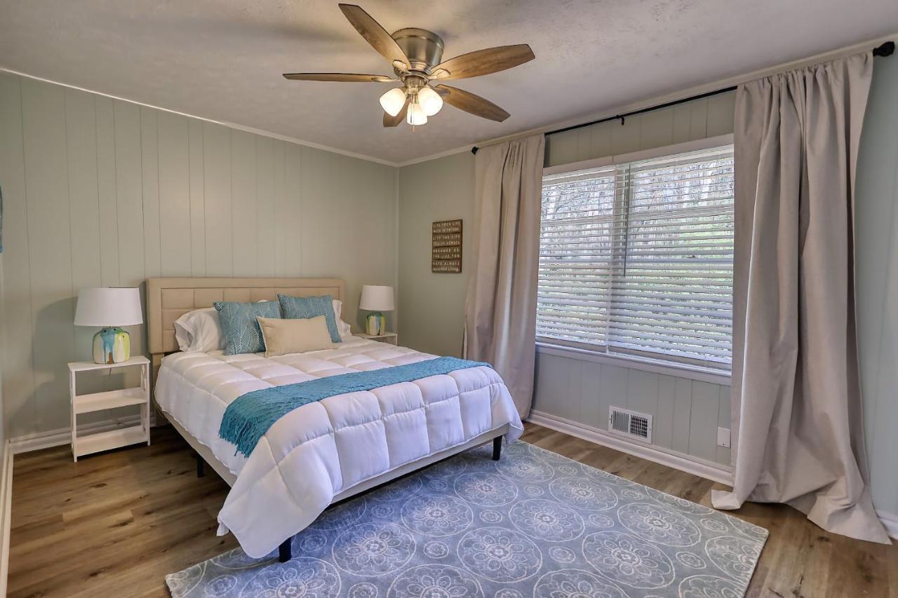 Coastal Cottage 1/2 Mile From Covington Square Экстерьер фото