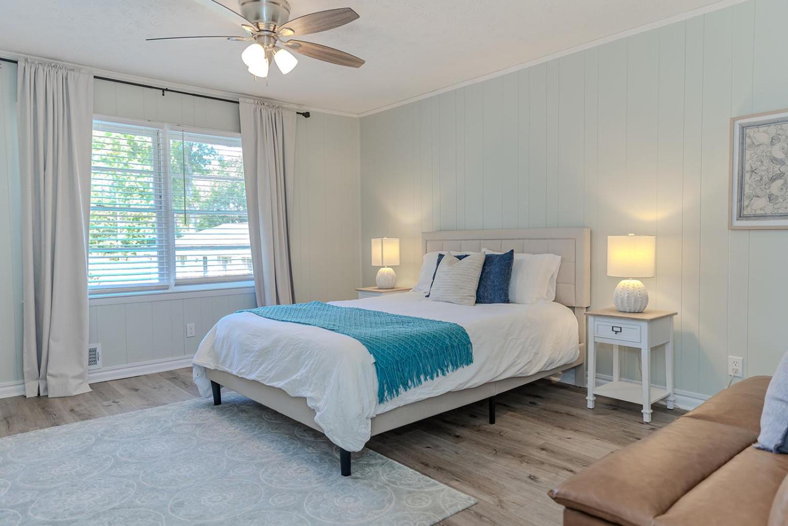 Coastal Cottage 1/2 Mile From Covington Square Экстерьер фото