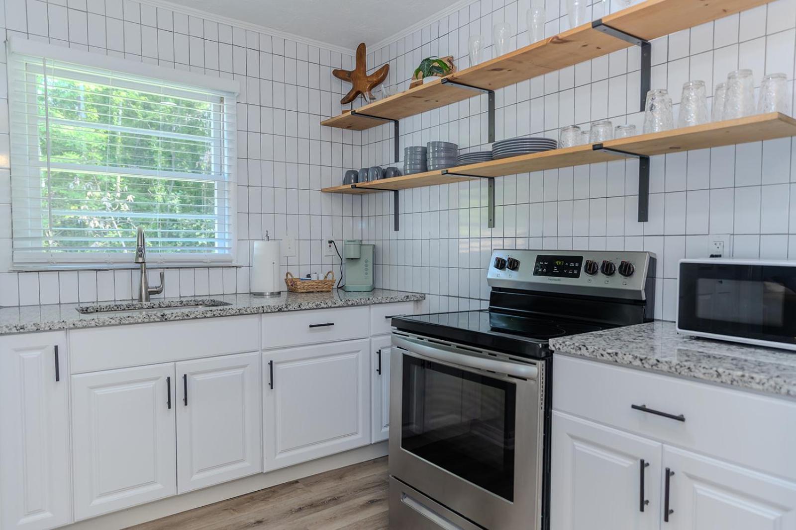 Coastal Cottage 1/2 Mile From Covington Square Экстерьер фото